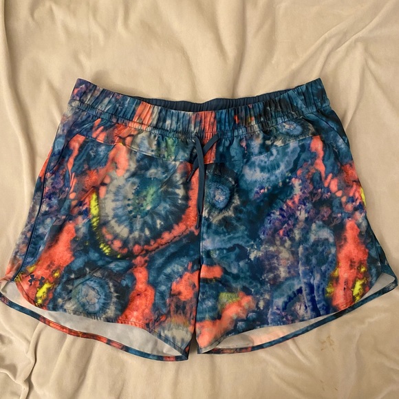 Under Armour Tie-Dyed Shorts - Picture 1 of 2